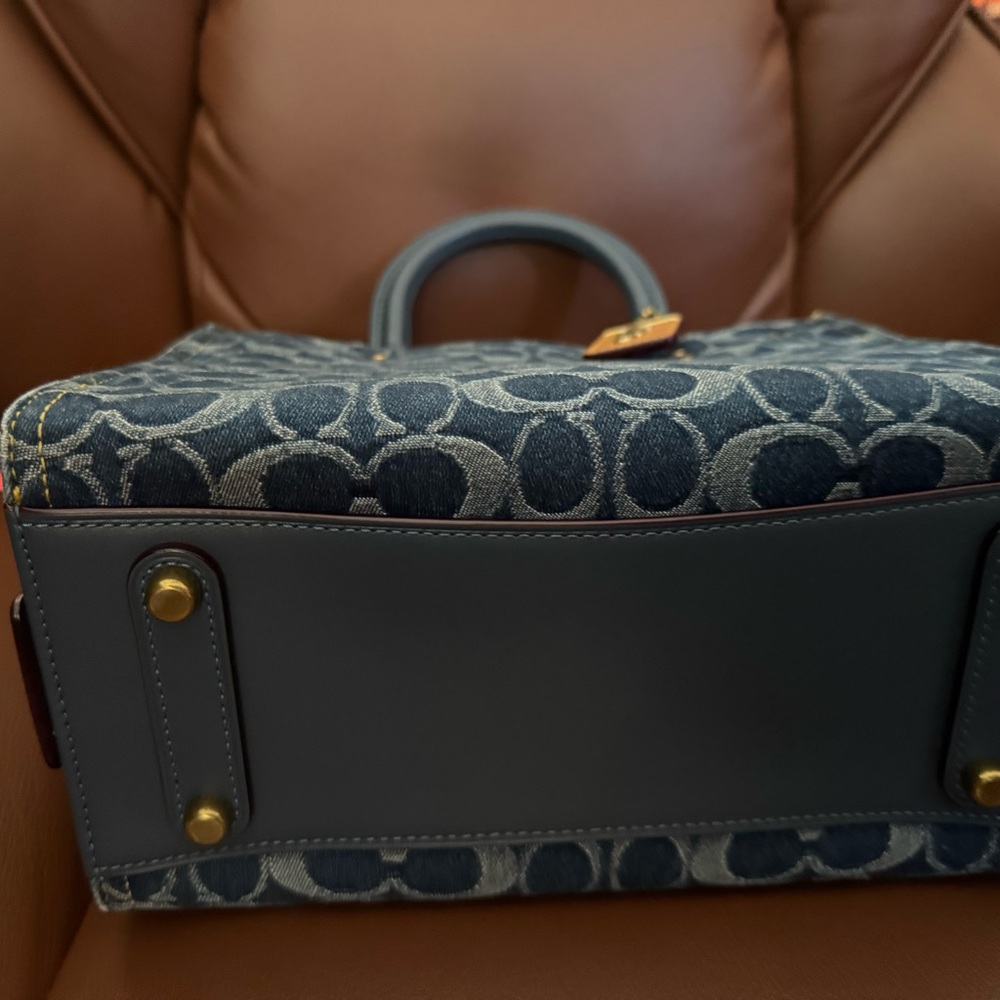 Coach Rogue 25 in Signature Denim - Picture 3 of 9